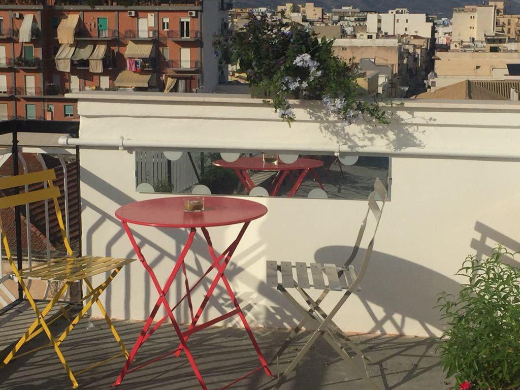 B&B Piazza Marconi 曼弗雷多尼亚 外观 照片